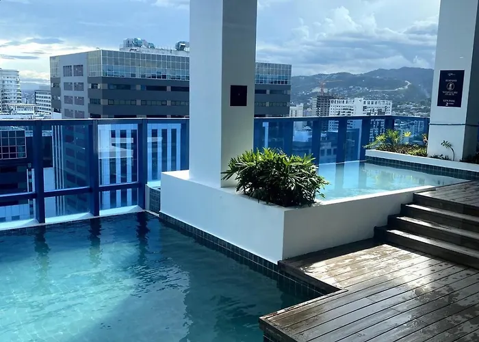 Estudio La Vida At 38 Park Avenue - 5 Minutes Walk To Ayala Bloc, With Infinity Pool, Fast Wi-fi, Gym, & Views Inside It Park *