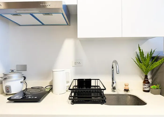 Estudio La Vida At 38 Park Avenue - 5 Minutes Walk To Ayala Bloc, With Infinity Pool, Fast Wi-fi, Gym, & Views Inside It Park Apartment Cebu