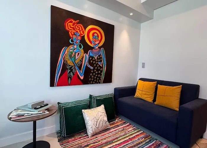 Estudio La Vida At 38 Park Avenue - 5 Minutes Walk To Ayala Bloc, With Infinity Pool, Fast Wi-fi, Gym, & Views Inside It Park Apartment Cebu