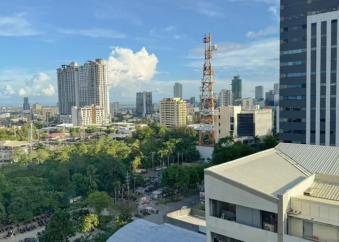Estudio La Vida At 38 Park Avenue - 5 Minutes Walk To Ayala Bloc, With Infinity Pool, Fast Wi-fi, Gym, & Views Inside It Park Apartment
